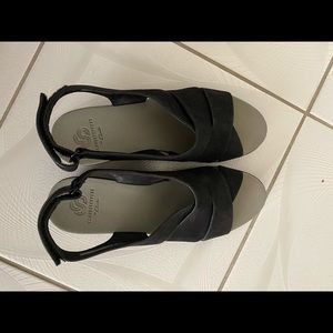 Women sandals